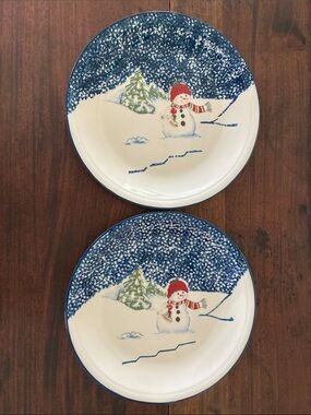 Set of 2 Thomson Pottery Winter Snowman Dinner Plates Spongeware Christmas